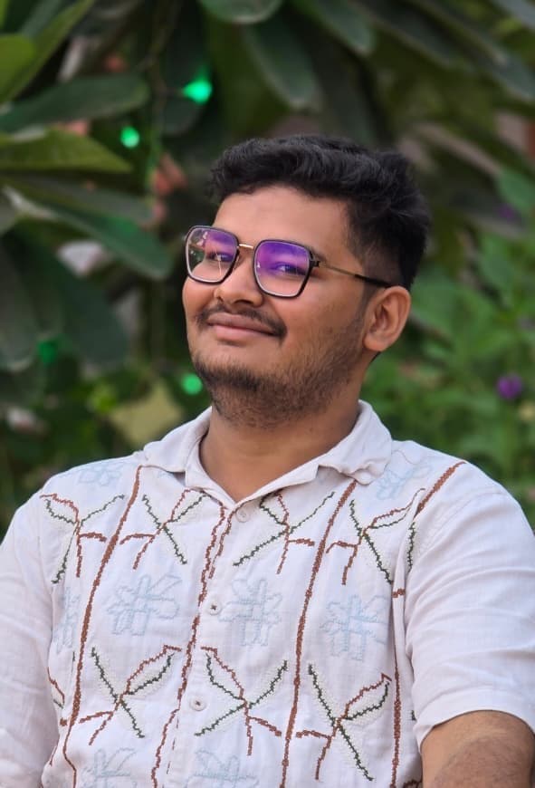 Jenis Savani, Senior Web Developer